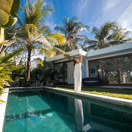 Kalea Villas Kuta  Exteriör bild